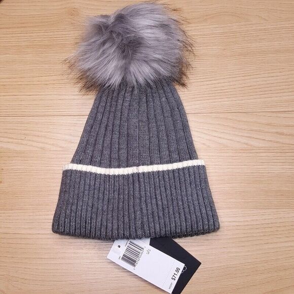 KYI KYI CANADA Womens Hat Gray Beanie Fold Up Ribbed Knit Faux Fur Pom Pom $71 - Picture 1 of 5
